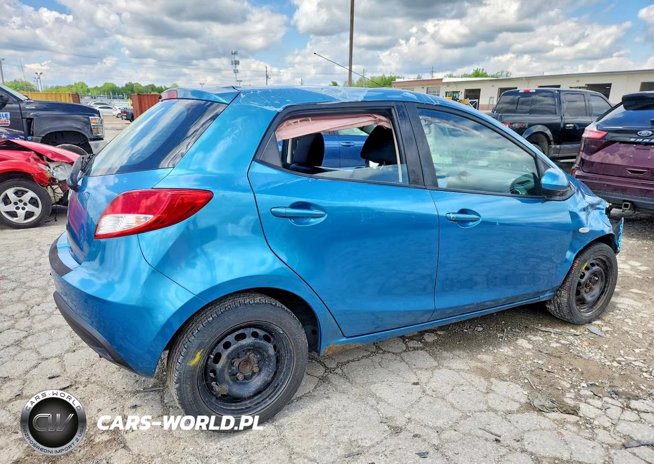 2012 Mazda Mazda2 VIN:JM1DE1KY8C0135615 - 3