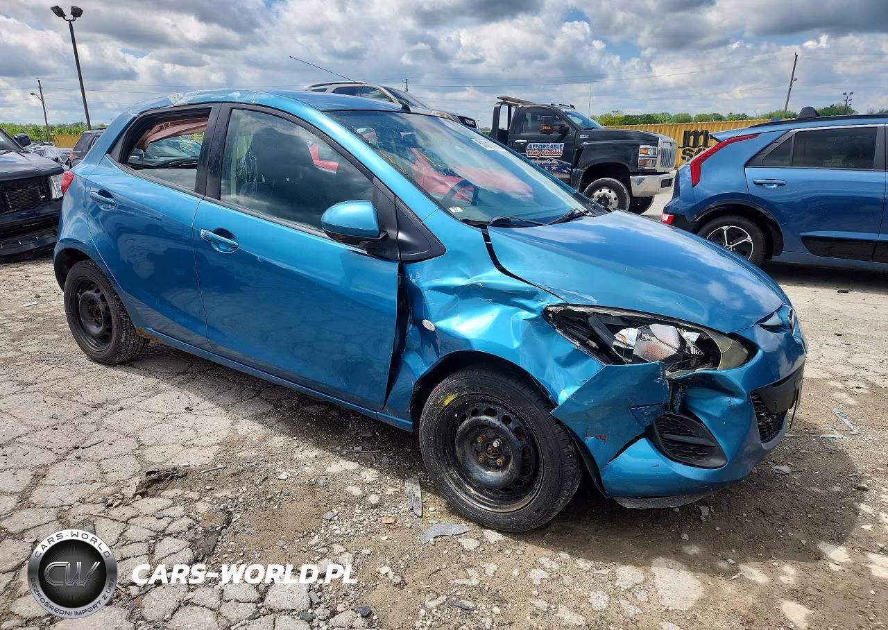 2012 Mazda Mazda2 VIN:JM1DE1KY8C0135615 - 4