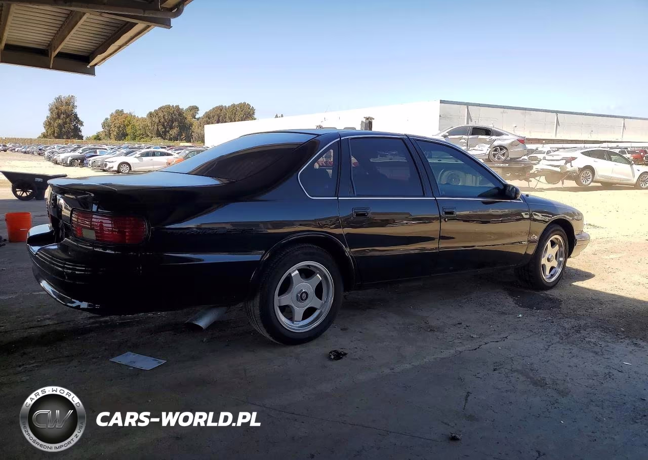 1995 Chevrolet Caprice - Impala Classic Ss VIN:1G1BL52P4SR158467 - 3