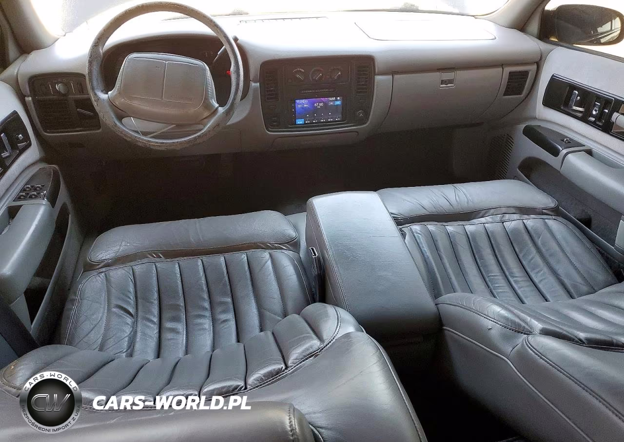 1995 Chevrolet Caprice - Impala Classic Ss VIN:1G1BL52P4SR158467 - 8