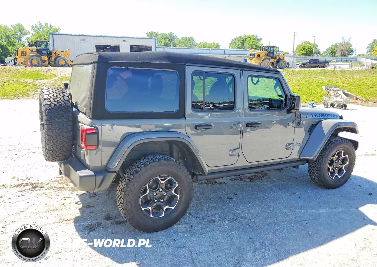 2023 Jeep Wrangler VIN:1C4JJXR61PW586362 - 3