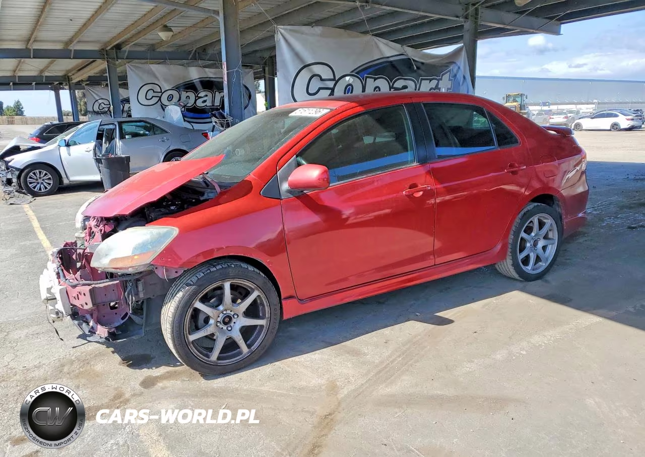 2011 Toyota Yaris Base