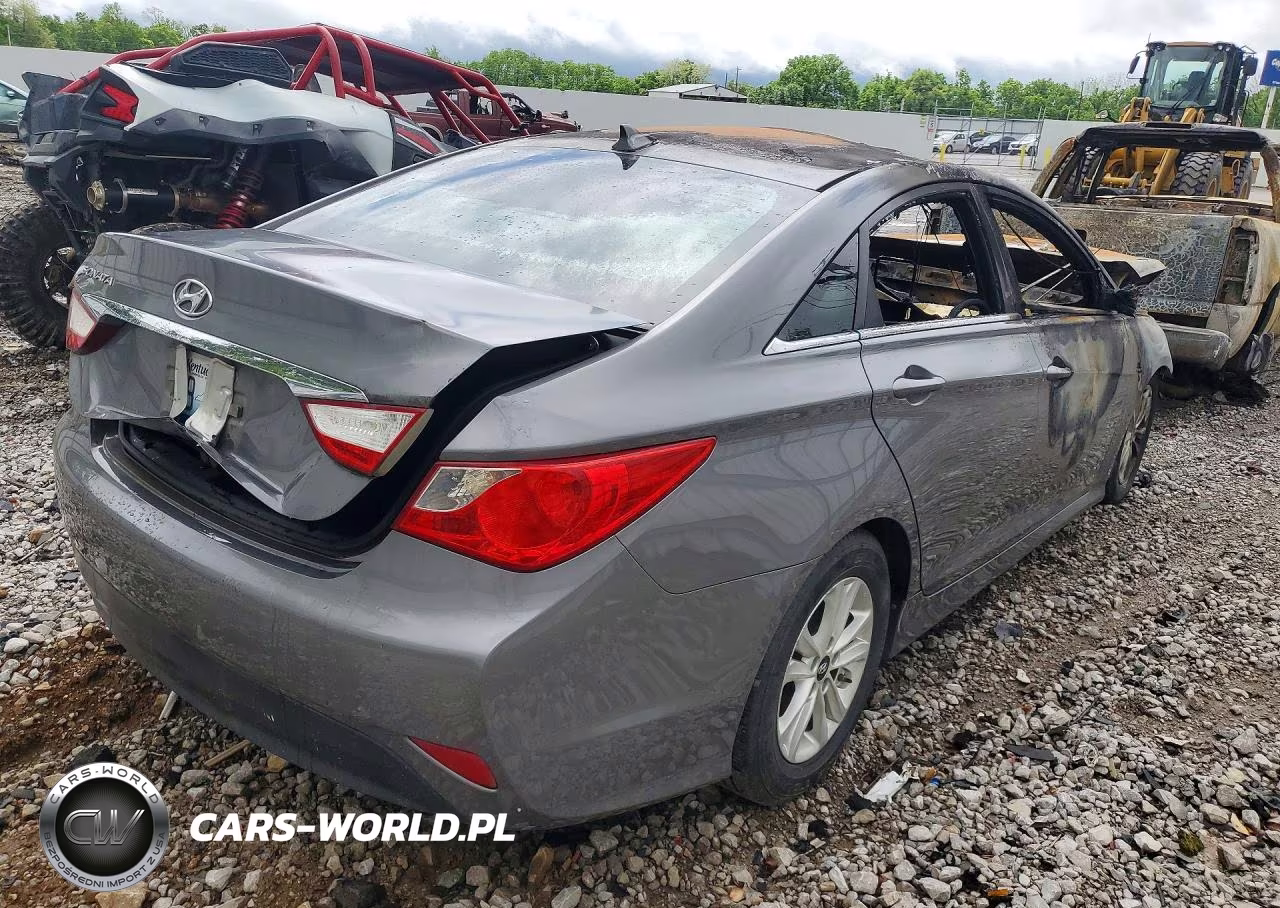 2014 Hyundai Sonata Gls VIN:5NPEB4AC8EH884229 - 3