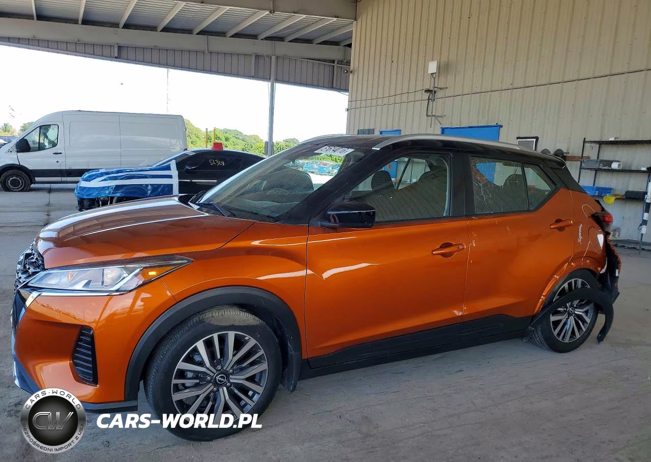 2023 Nissan Kicks Sv