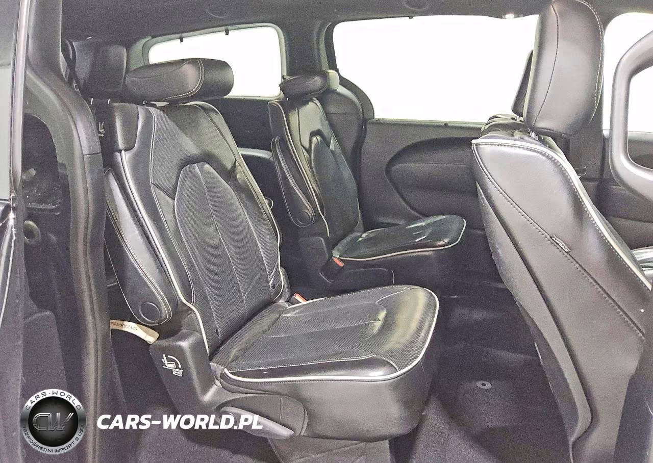 2020 Chrysler Pacifica Limited VIN:2C4RC1GGXLR246362 - 11