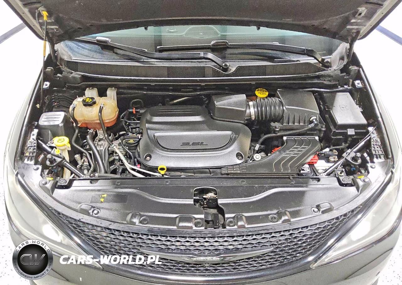 2020 Chrysler Pacifica Limited VIN:2C4RC1GGXLR246362 - 12