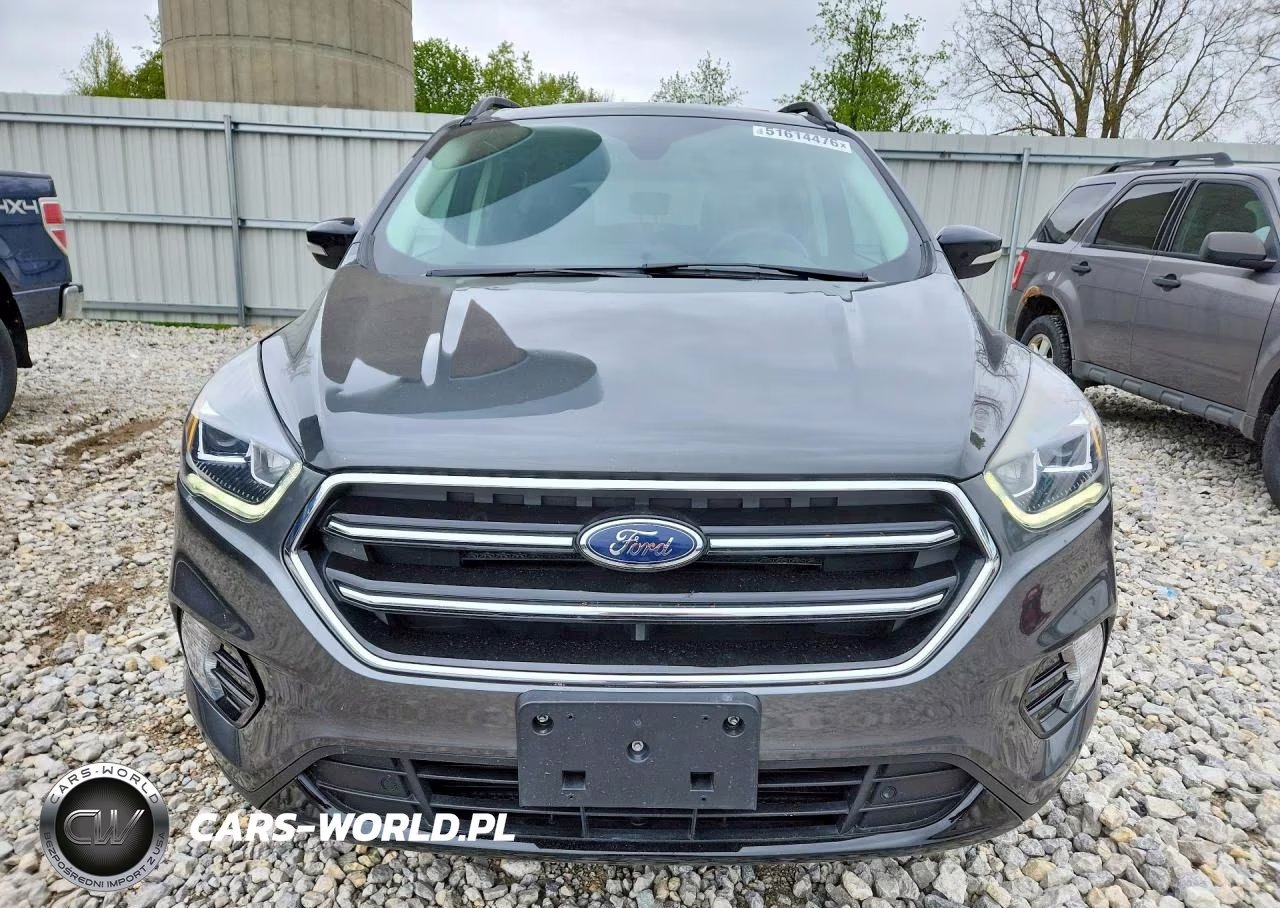 2019 Ford Escape Titanium VIN:1FMCU9J98KUC39225 - 5