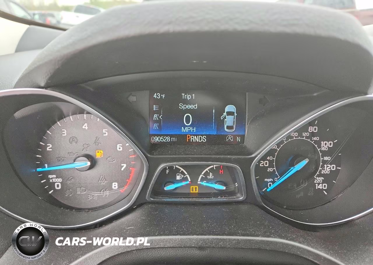 2019 Ford Escape Titanium VIN:1FMCU9J98KUC39225 - 9