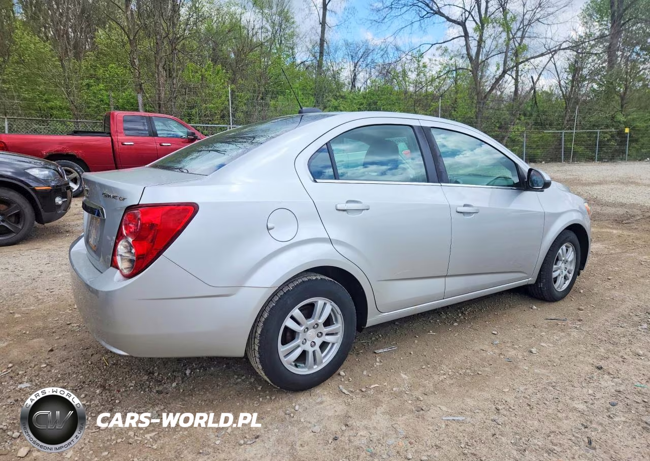 2015 Chevrolet Sonic Lt VIN:1G1JC5SG5F4203351 - 3