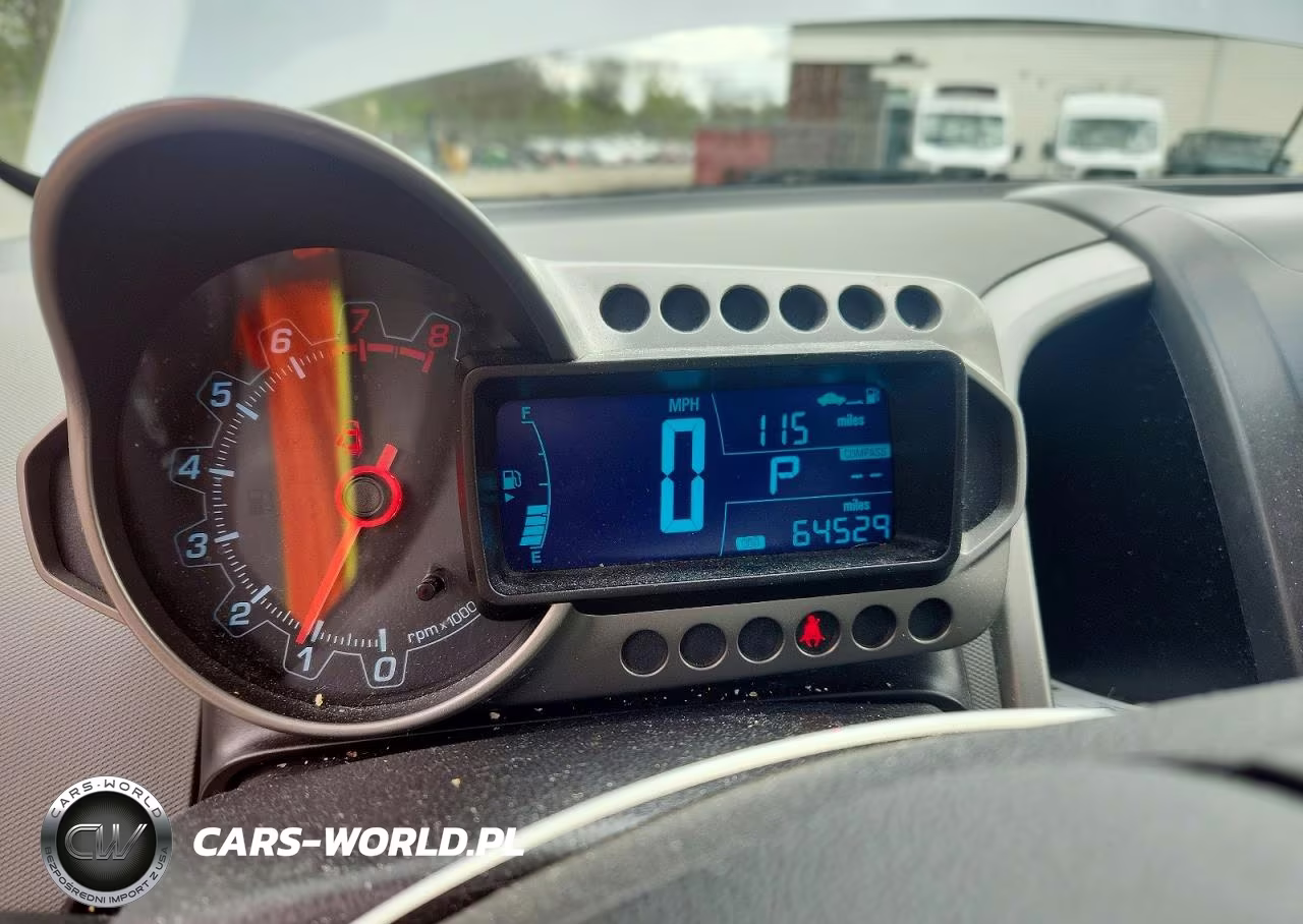2015 Chevrolet Sonic Lt VIN:1G1JC5SG5F4203351 - 9