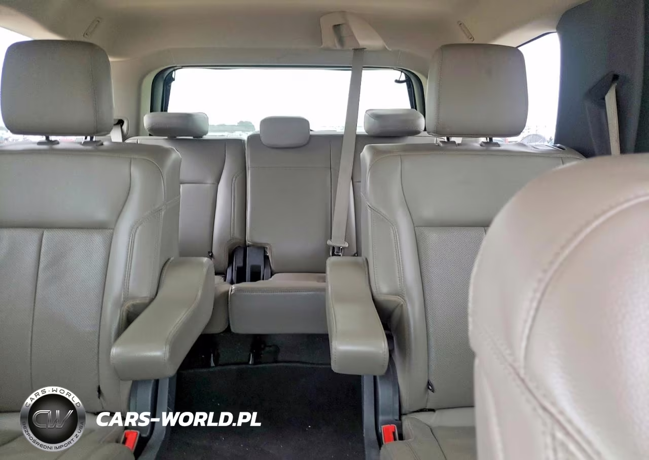 2020 Ford Expedition Xlt VIN:1FMJU1HT8LEA33084 - 10