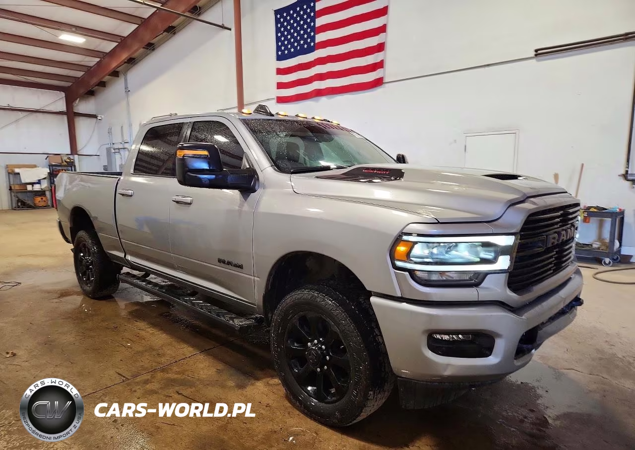 2023 Ram 2500 Laramie VIN:3C6UR5FJXPG592315 - 4