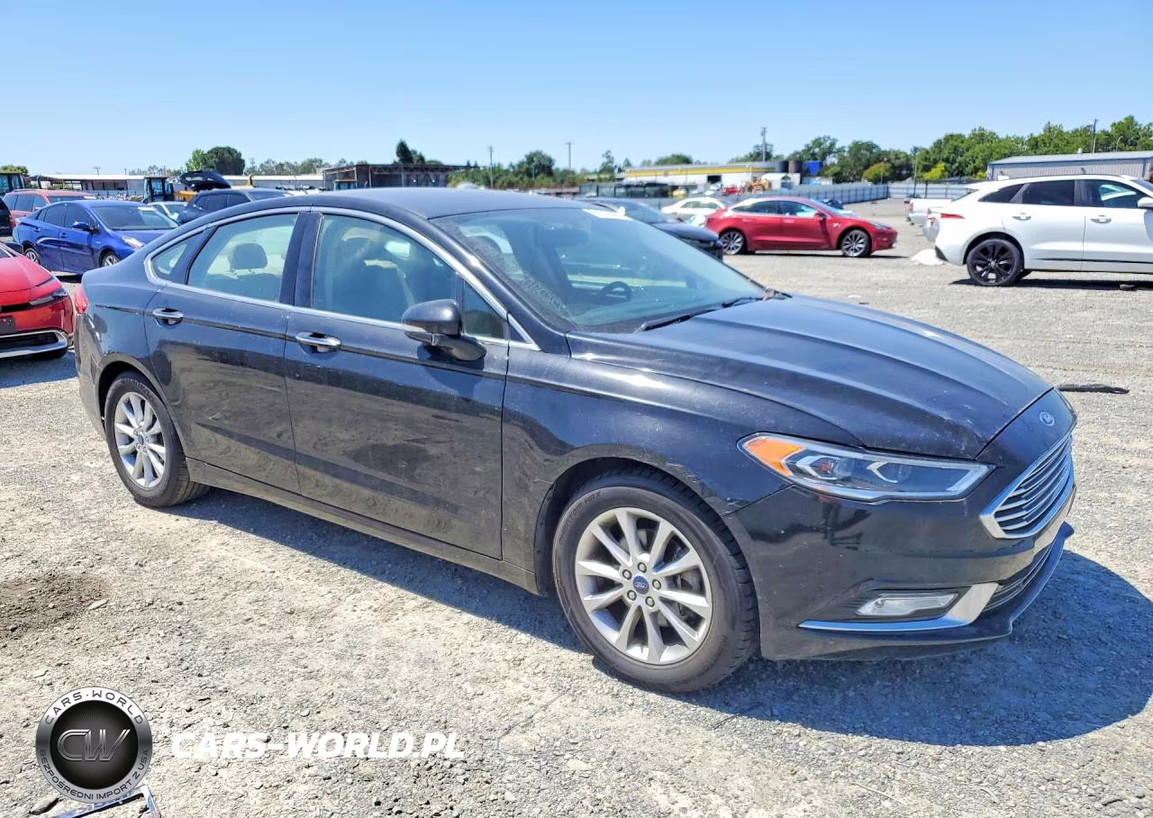 2017 Ford Fusion Se VIN:3FA6P0HDXHR114649 - 4