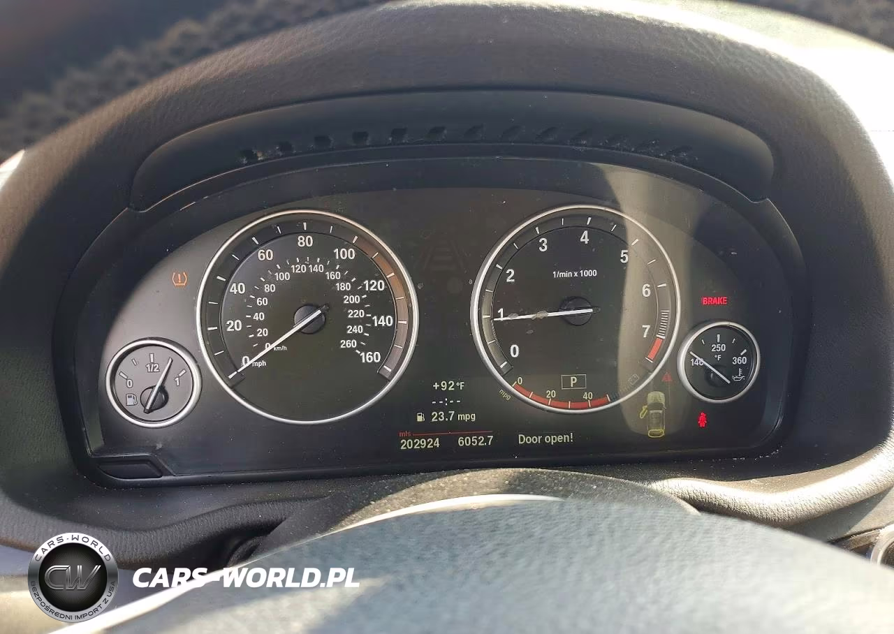 2011 BMW X3 xDrive28I VIN:5UXWX5C54BL707743 - 9