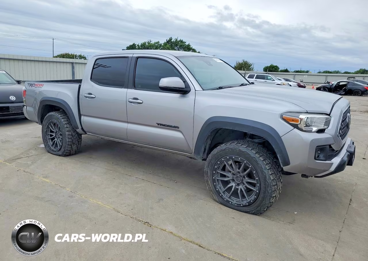 2019 Toyota Tacoma VIN:3TMCZ5AN4KM285179 - 4