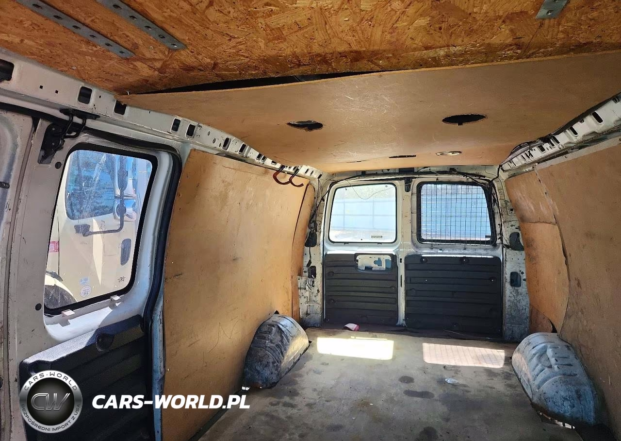 2004 Chevrolet Express G3500 VIN:1GCHG39U141171071 - 10