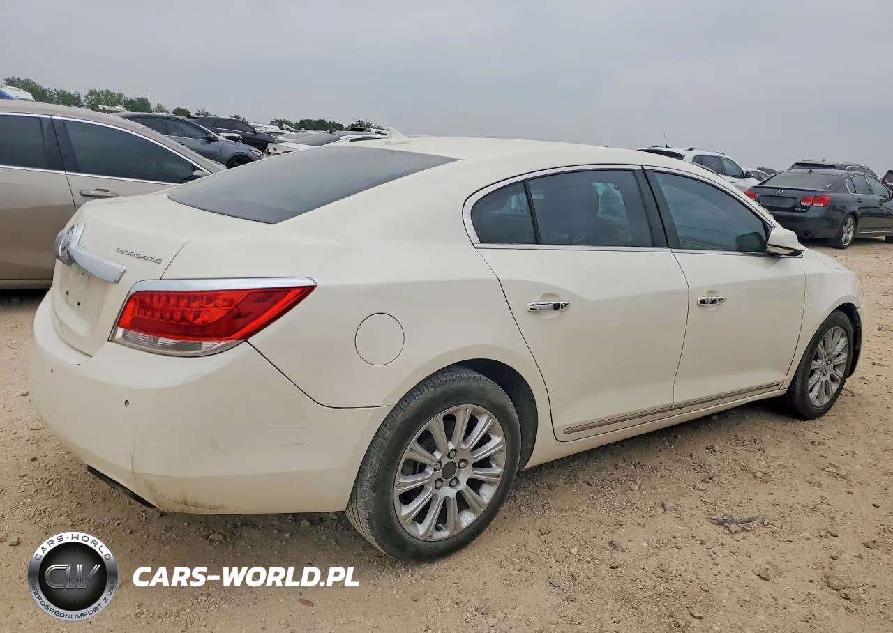 2013 Buick Lacrosse VIN:1G4GC5E30DF271113 - 3