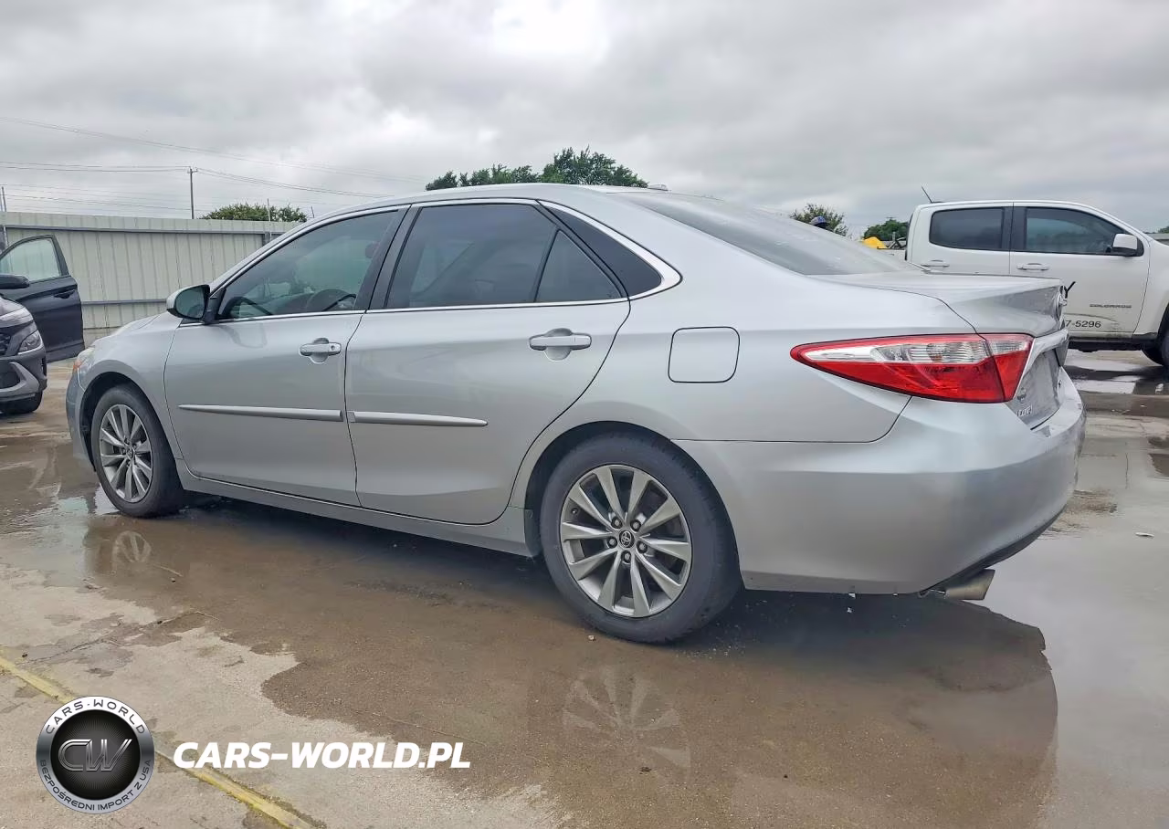 2015 Toyota Camry Xle V6 VIN:4T1BK1FK4FU557721 - 2