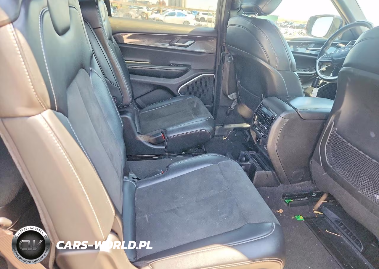 2022 Jeep Grand Cherokee L Laredo VIN:1C4RJJAG8N8537343 - 11