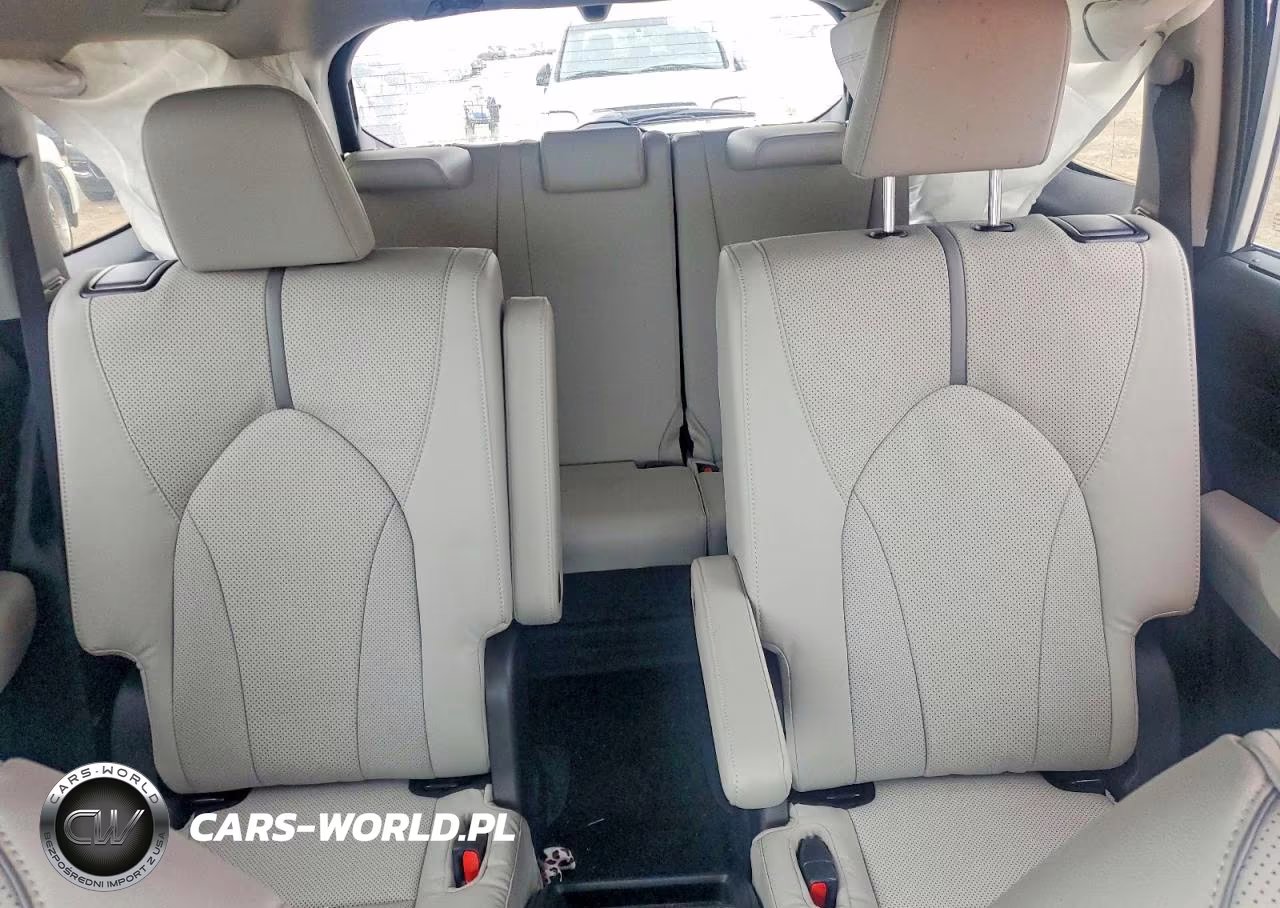 2024 Toyota Grand Highlander Platinum VIN:5TDAAAB58RS055046 - 10