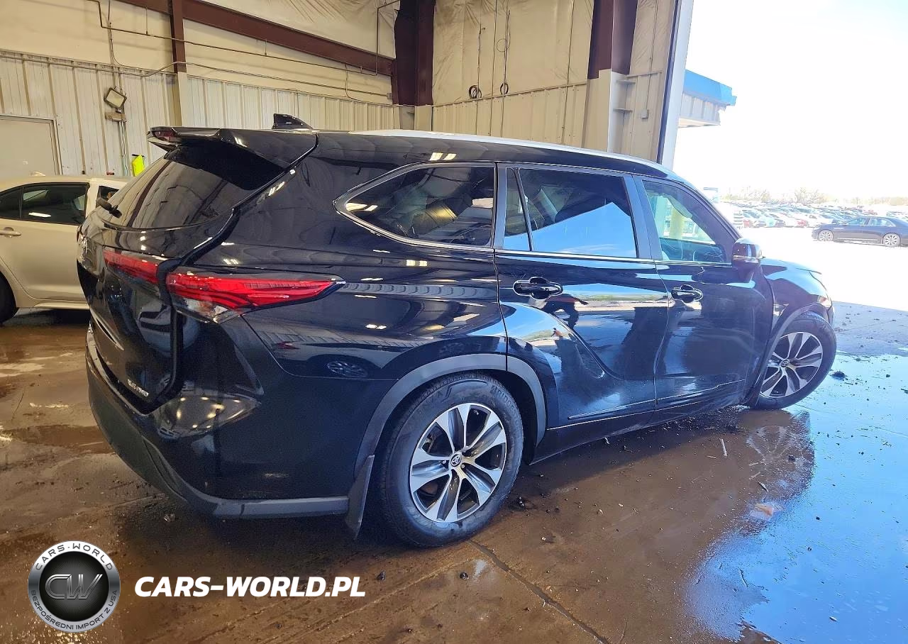2023 Toyota Highlander Xle VIN:5TDKDRBH6PS527228 - 3