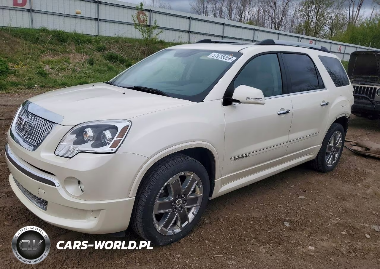 2011 GMC Acadia Denali