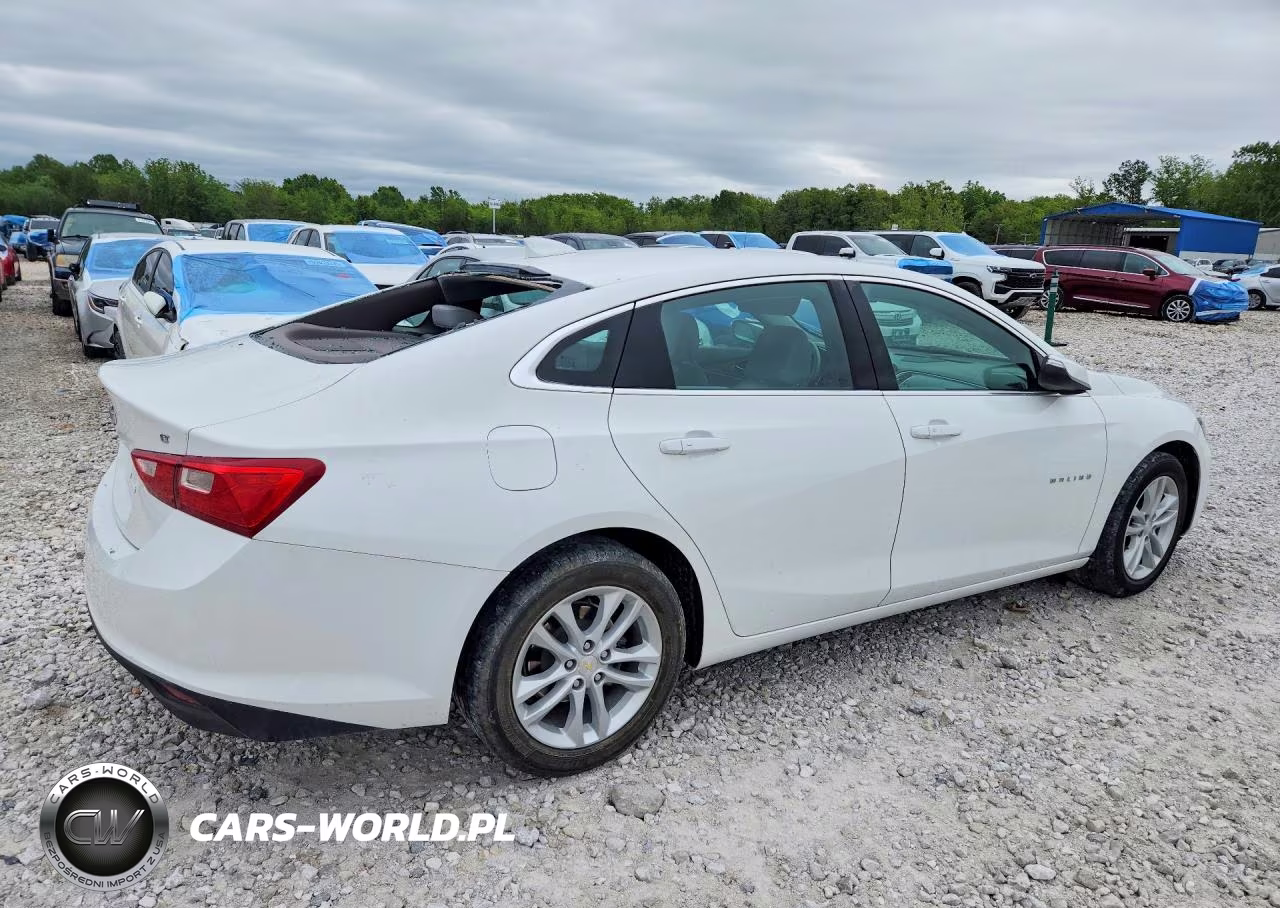 2017 Chevrolet Malibu Lt VIN:1G1ZE5ST5HF165749 - 3