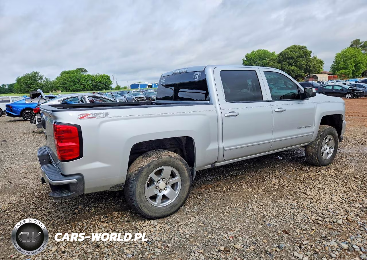 2017 Chevrolet Silverado K1500 Lt VIN:3GCUKREC3HG107988 - 3