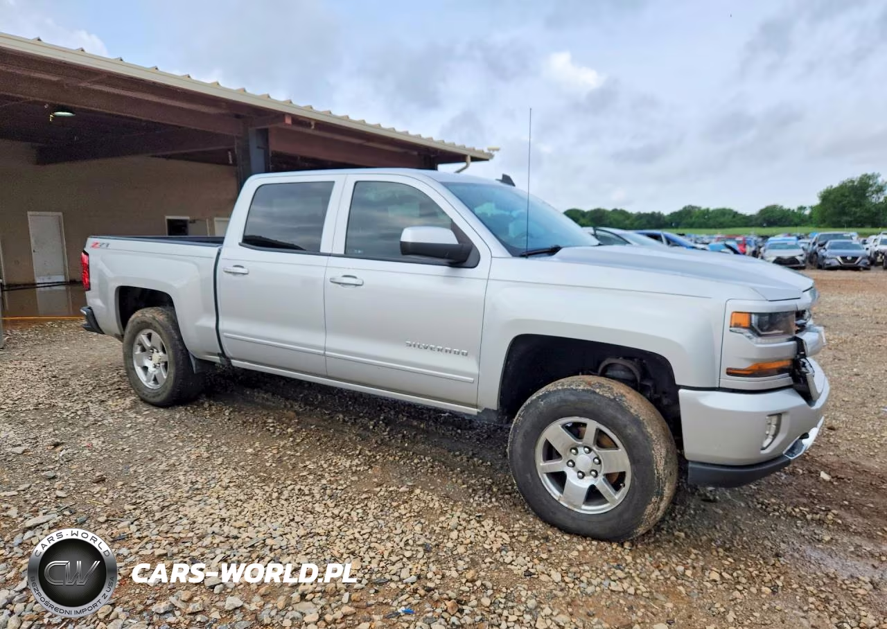 2017 Chevrolet Silverado K1500 Lt VIN:3GCUKREC3HG107988 - 4