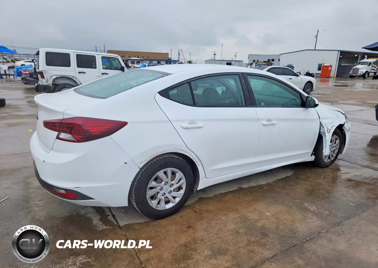 2019 Hyundai Elantra Se VIN:5NPD74LF7KH495856 - 3