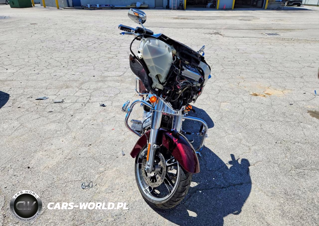 2015 Harley-Davidson Flhx Street Glide VIN:1HD1KBM10FB649936 - 2