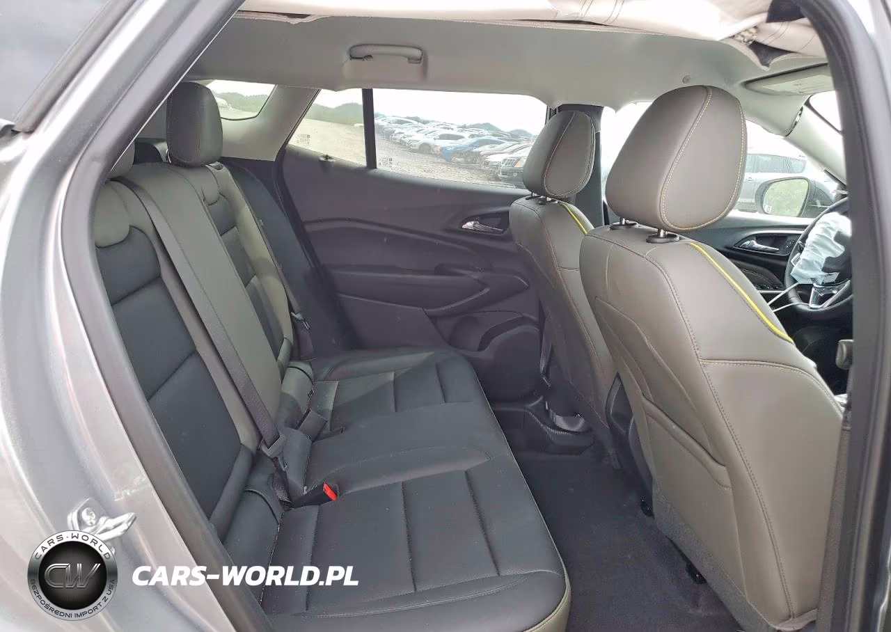 2025 Chevrolet Trax Activ VIN:KL77LKEP7SC329560 - 11