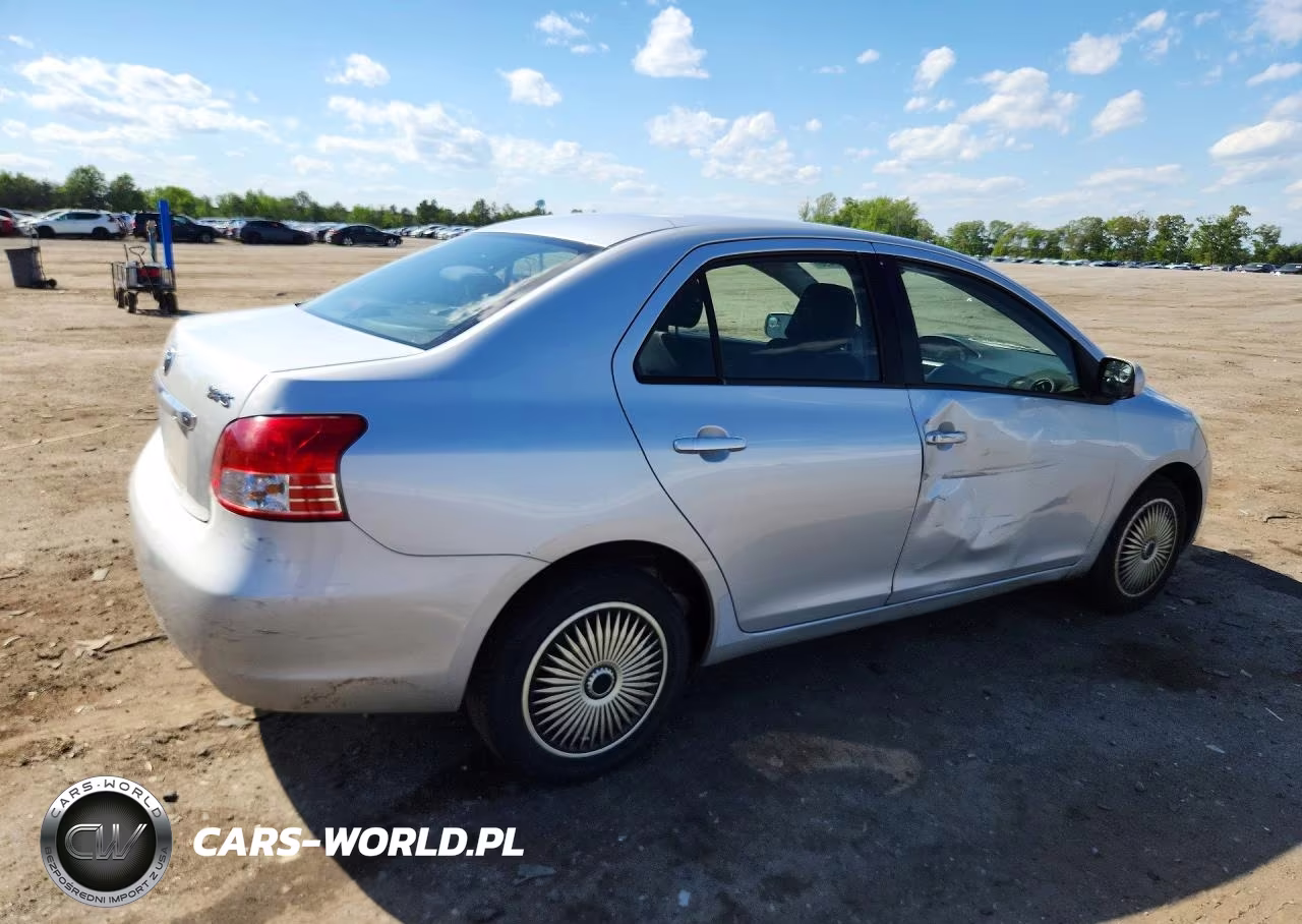 2007 Toyota Yaris Base VIN:JTDBT923371116521 - 3