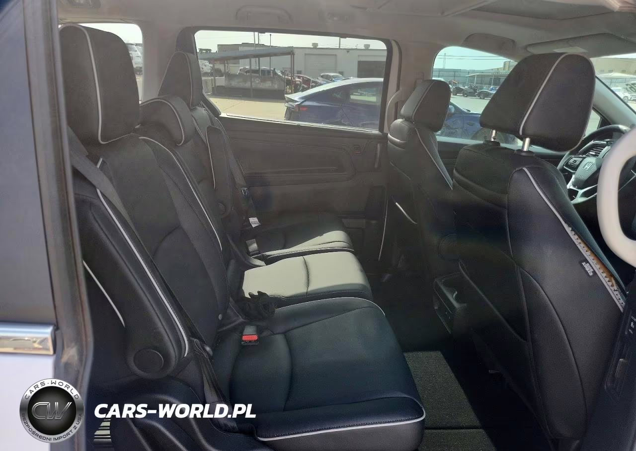 2025 Honda Odyssey Touring VIN:5FNRL6H83SB066669 - 11