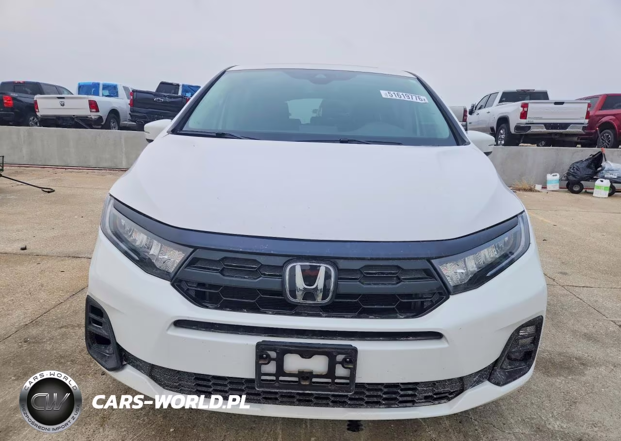 2025 Honda Odyssey Touring VIN:5FNRL6H83SB066669 - 5