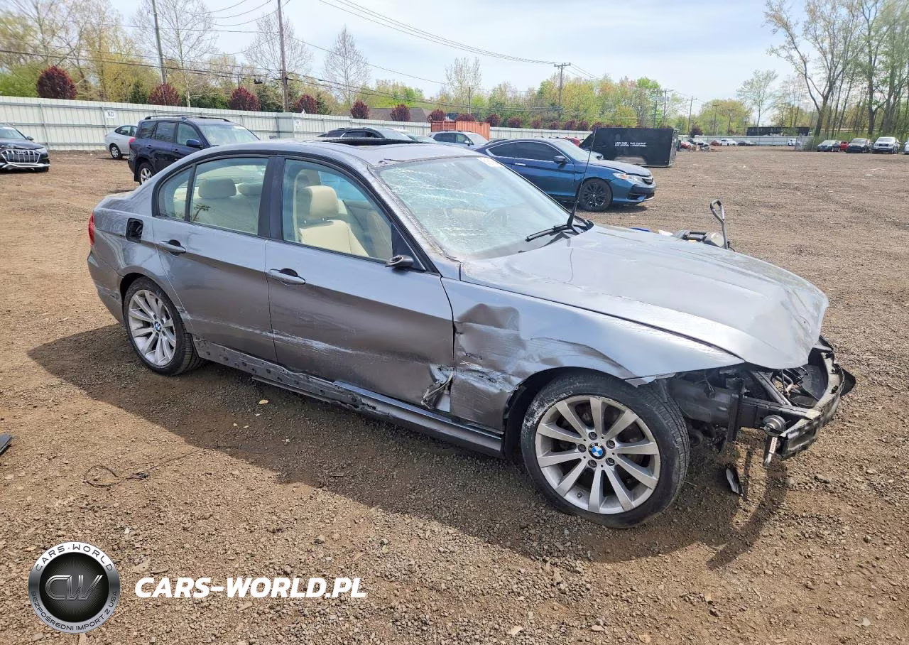 2011 BMW 328 Xi Sulev VIN:WBAPK5G51BNN80093 - 4