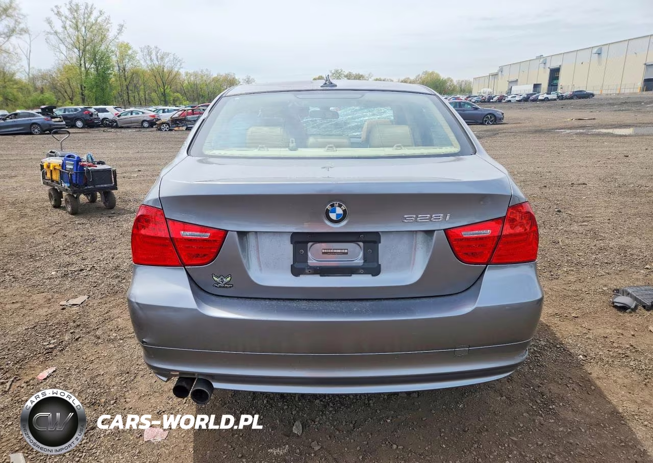 2011 BMW 328 Xi Sulev VIN:WBAPK5G51BNN80093 - 6