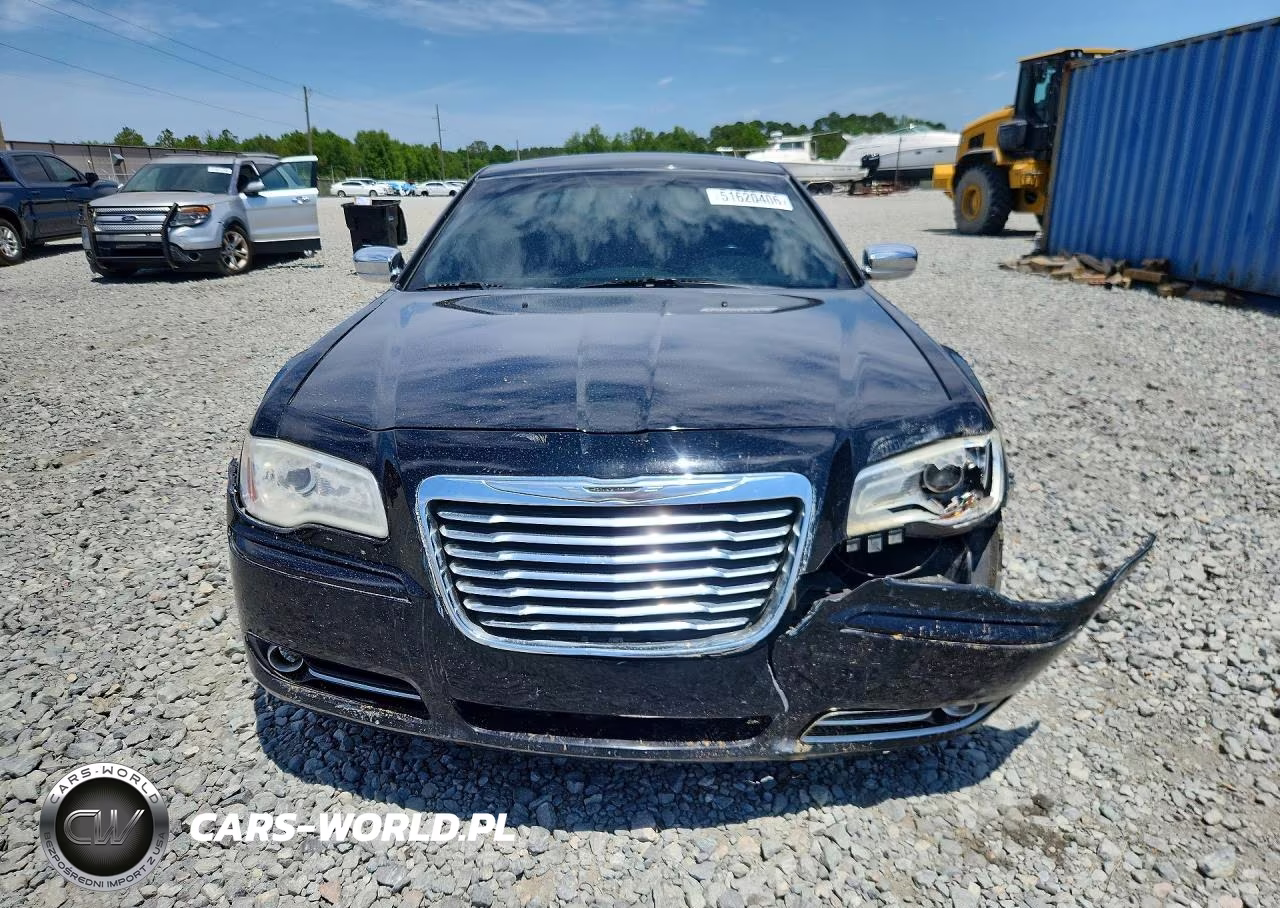 2012 Chrysler 300 Limited VIN:2C3CCACG9CH235410 - 5