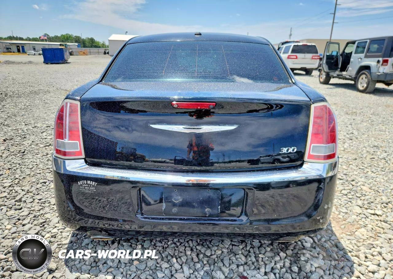 2012 Chrysler 300 Limited VIN:2C3CCACG9CH235410 - 6