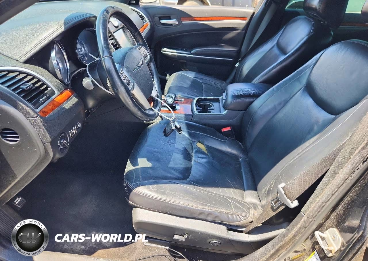 2012 Chrysler 300 Limited VIN:2C3CCACG9CH235410 - 7