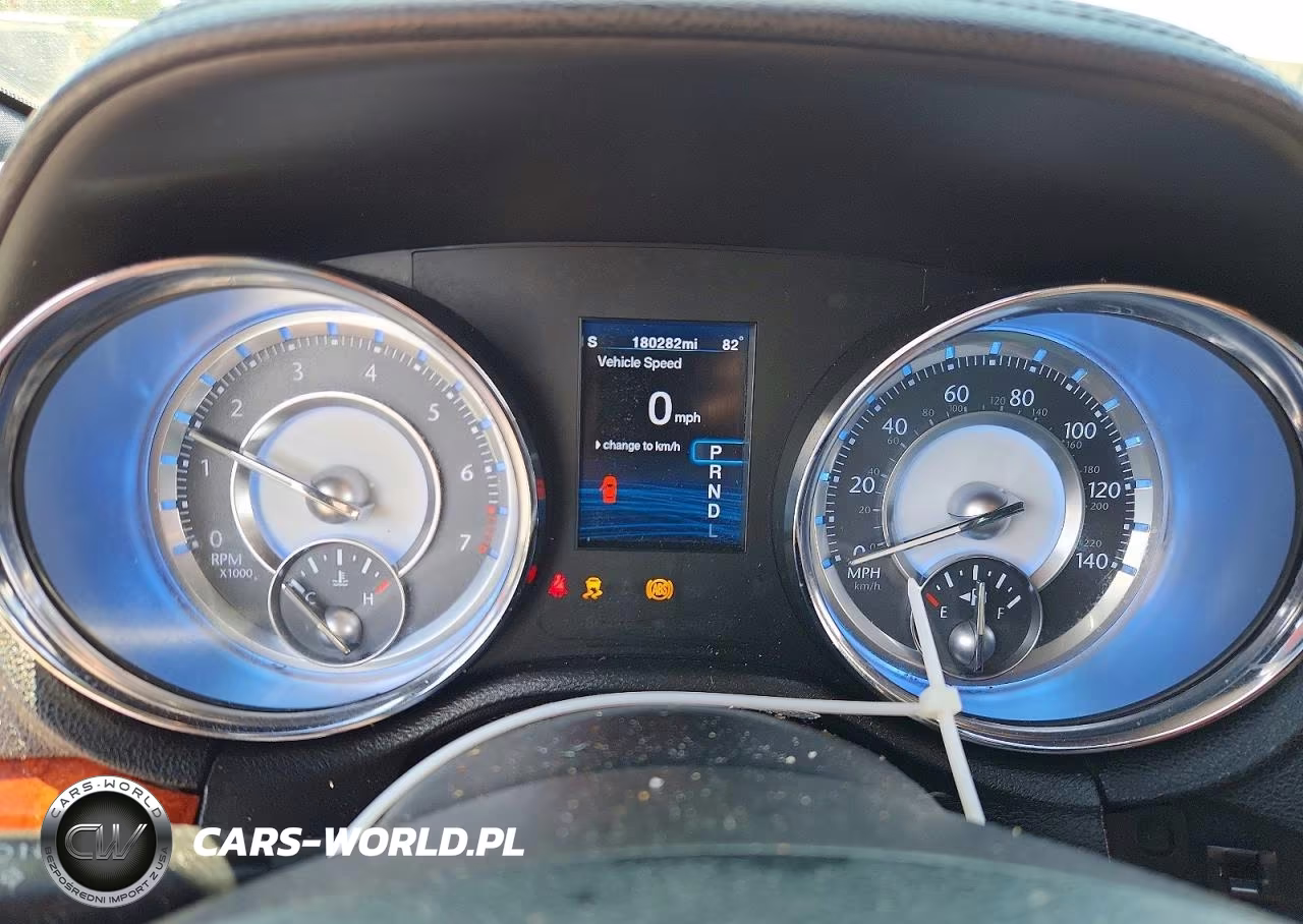 2012 Chrysler 300 Limited VIN:2C3CCACG9CH235410 - 9