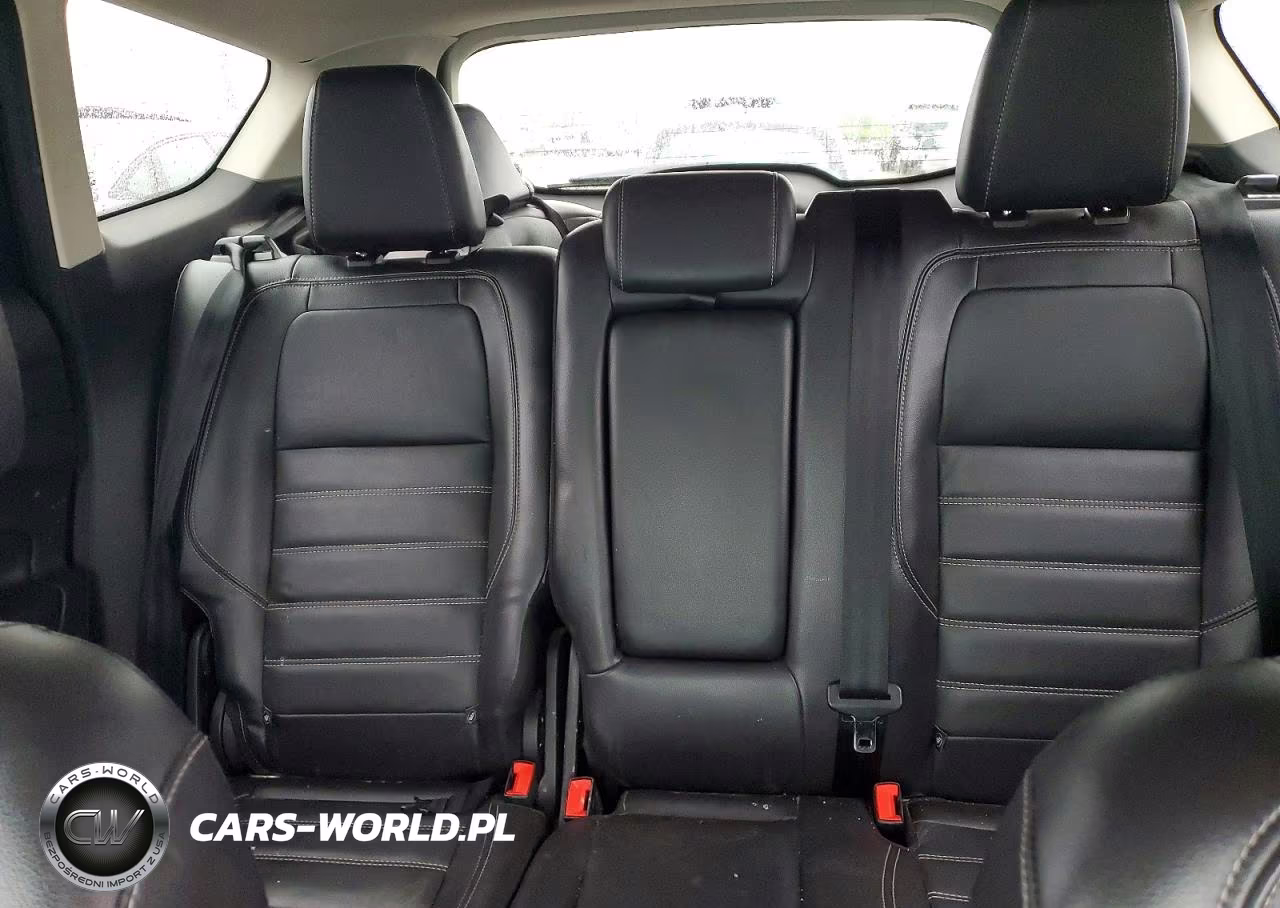 2017 Ford Escape Titanium VIN:1FMCU0JD1HUA31826 - 10