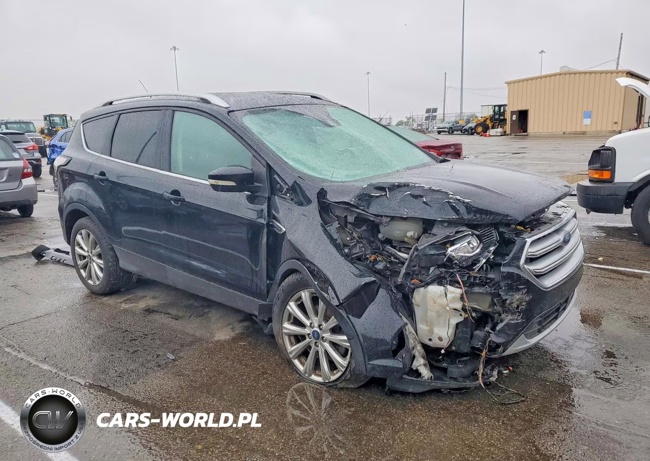 2017 Ford Escape Titanium VIN:1FMCU0JD1HUA31826 - 4