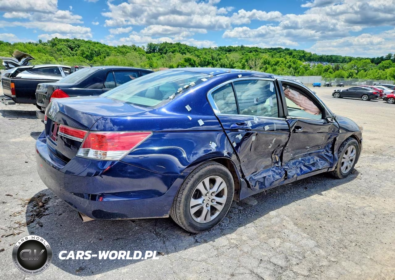 2011 Honda Accord Lxp VIN:1HGCP2F44BA102365 - 3