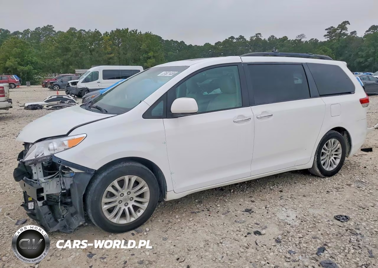 2012 Toyota Sienna Xle 8-Passenger