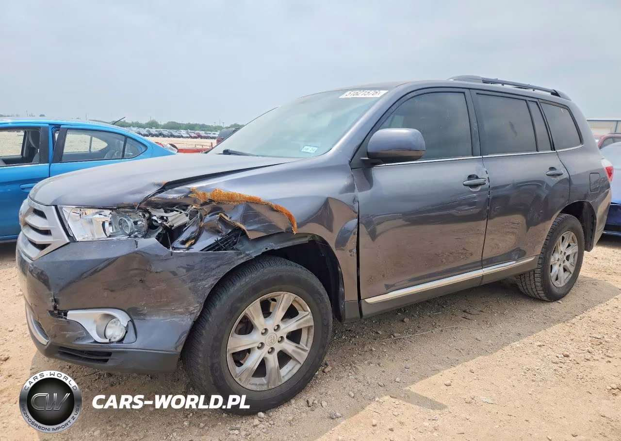 2013 Toyota Highlander Plus