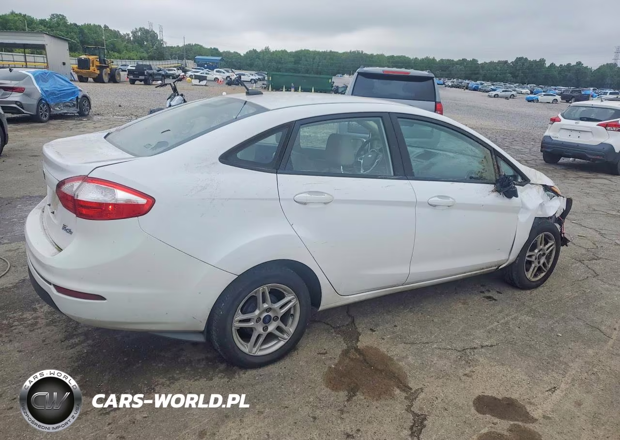 2017 Ford Fiesta Se VIN:3FADP4BJ7HM103215 - 3