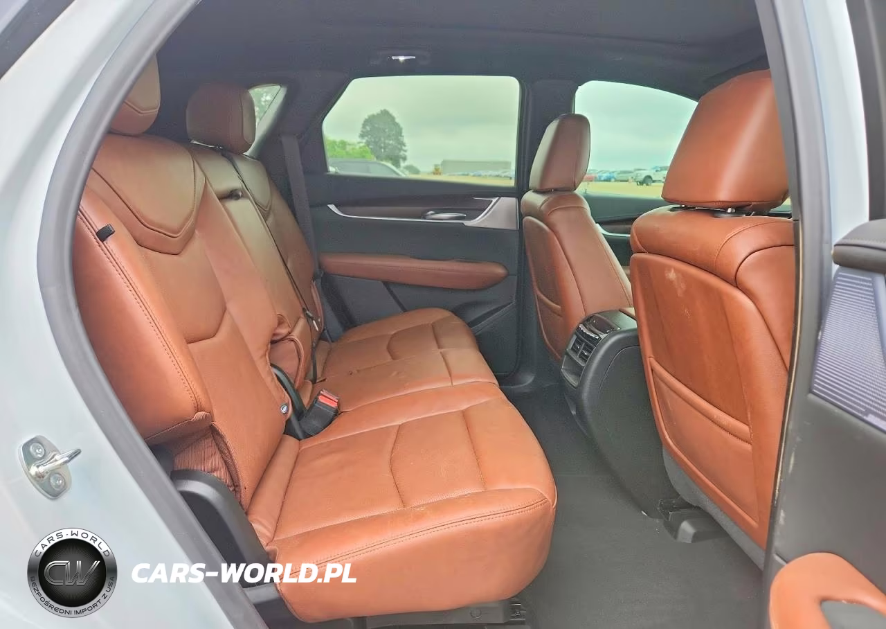2026 Cadillac Xt5 Sport VIN:1GYKNHRS2TZ100835 - 10