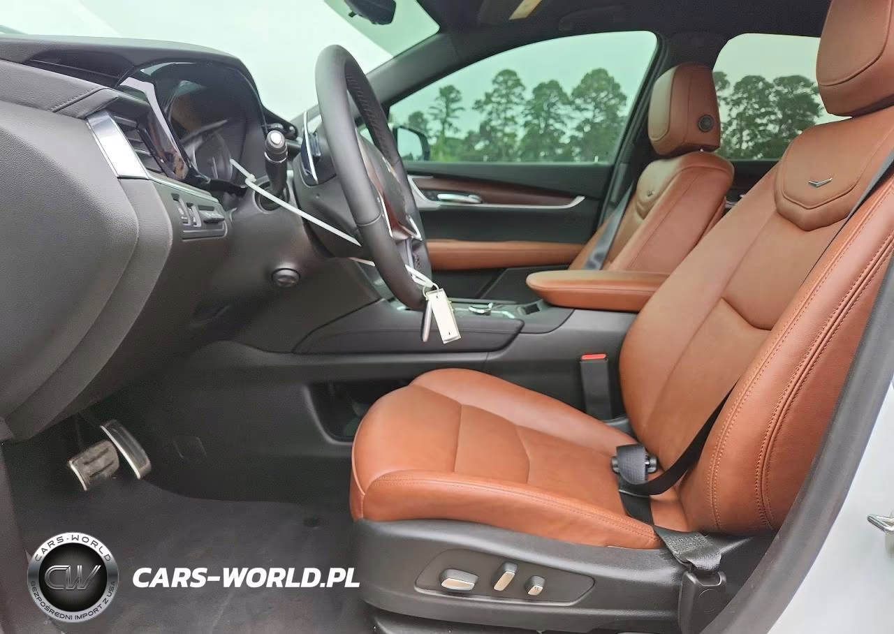 2026 Cadillac Xt5 Sport VIN:1GYKNHRS2TZ100835 - 7