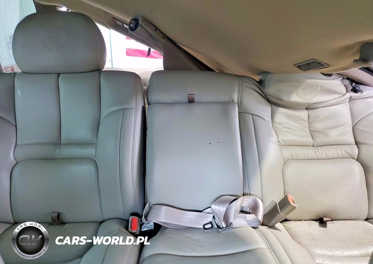 2000 Cadillac Escalade Luxury VIN:1GYEK63R9YR184725 - 10